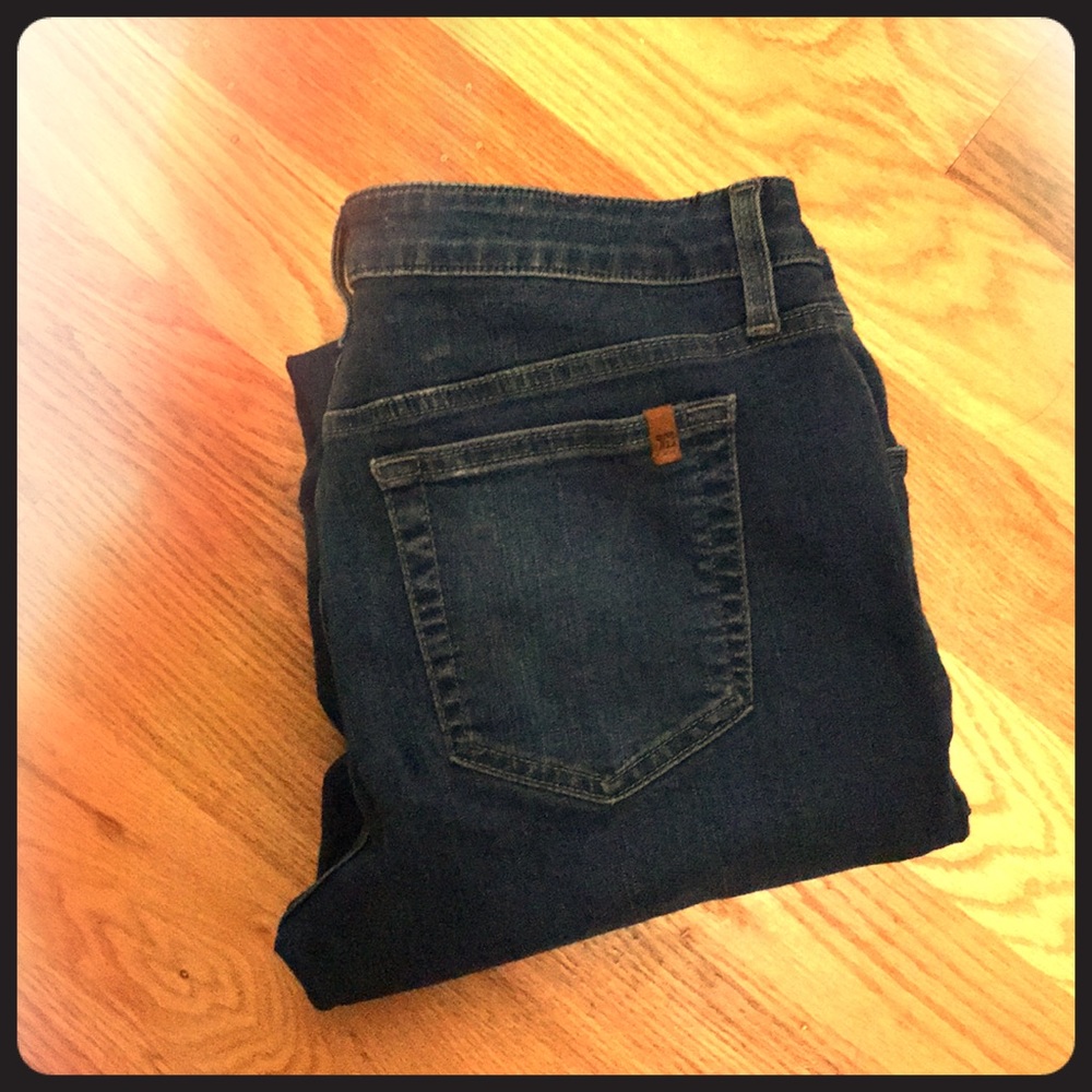 Joe’s Jeans- Neema skinny booty fit. Like new!